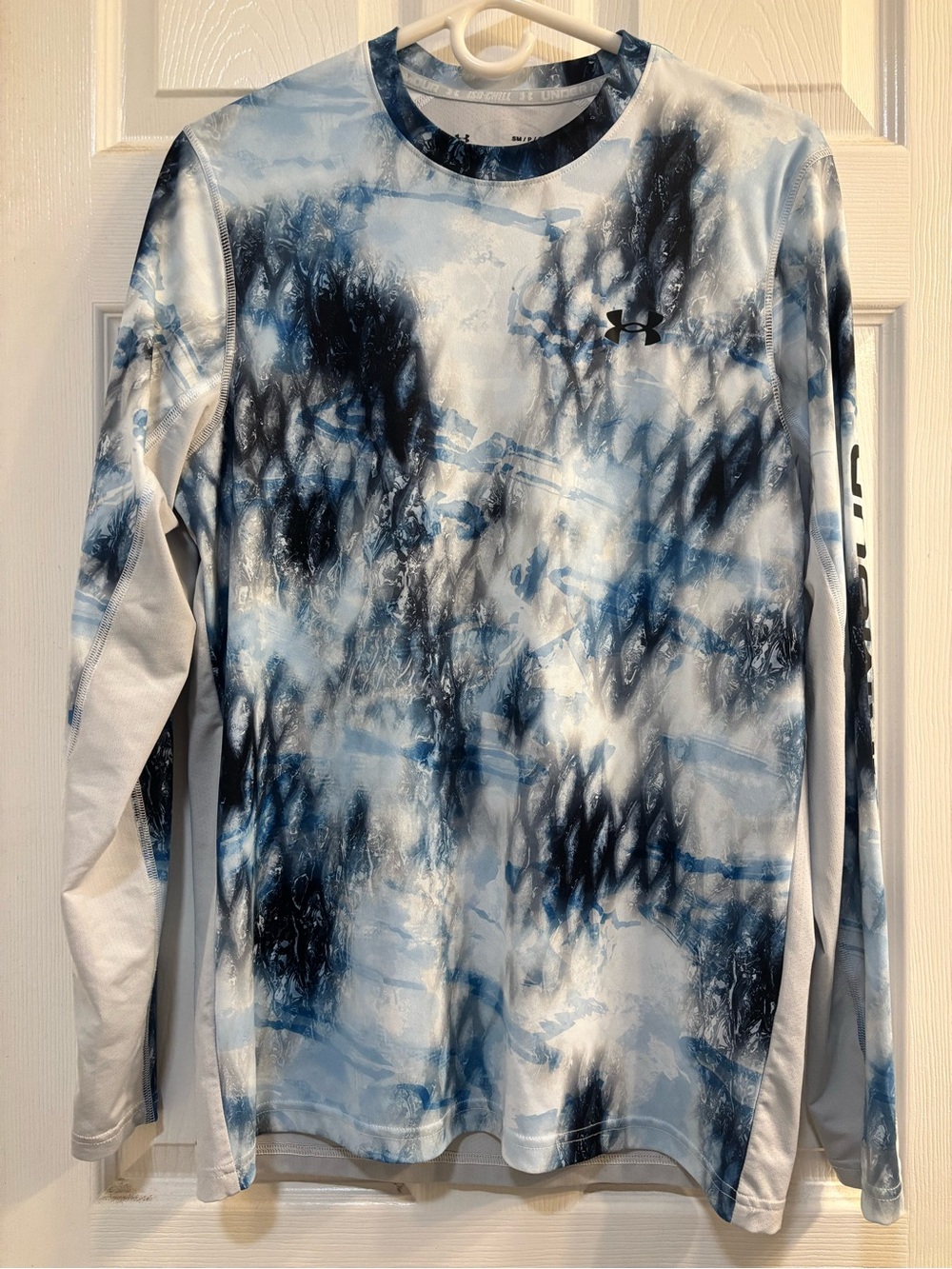 Under Armour Men’s Long Sleeve Tie-Dye Performance Tee - Blue & White